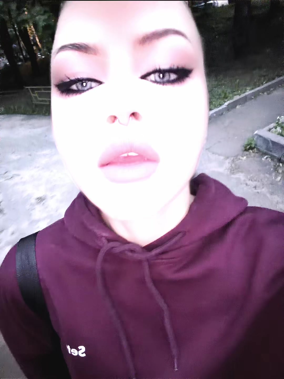 @_.viviixy