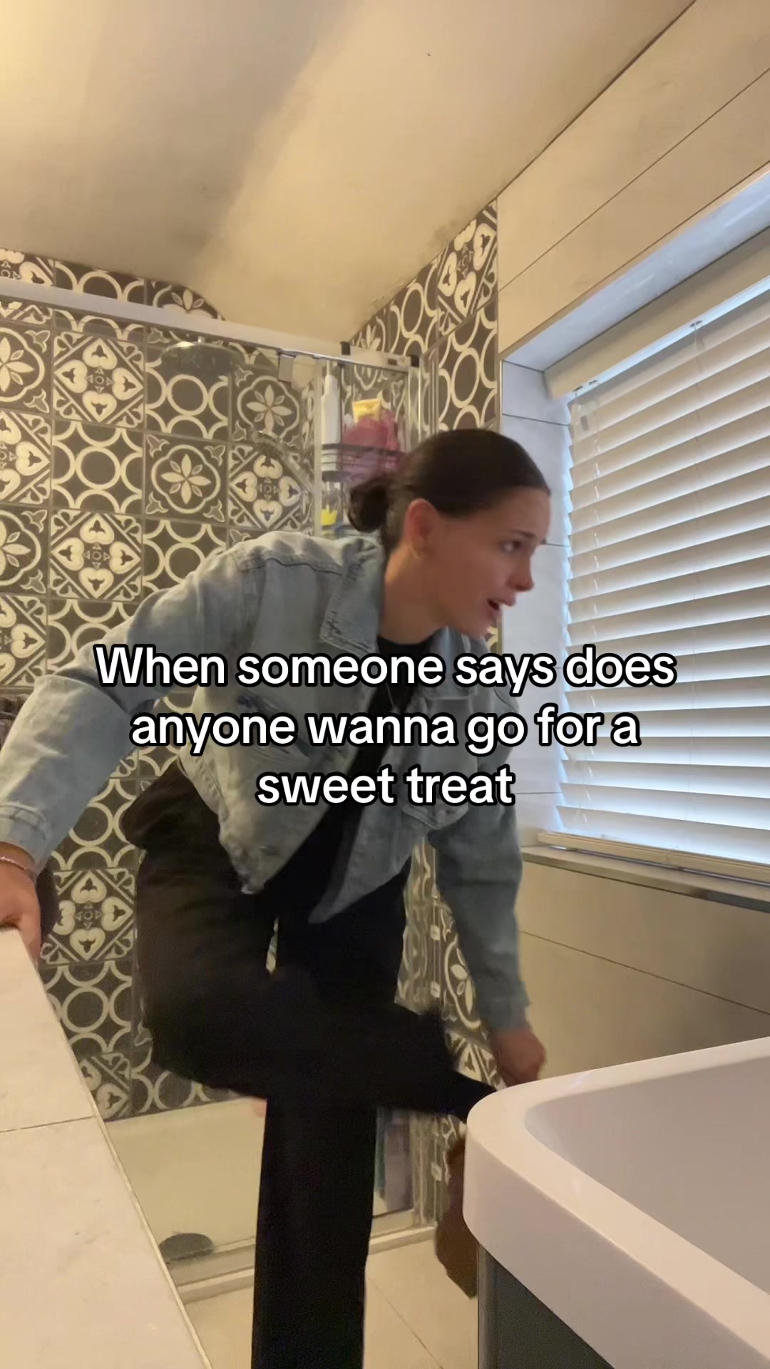 @xmollybaker