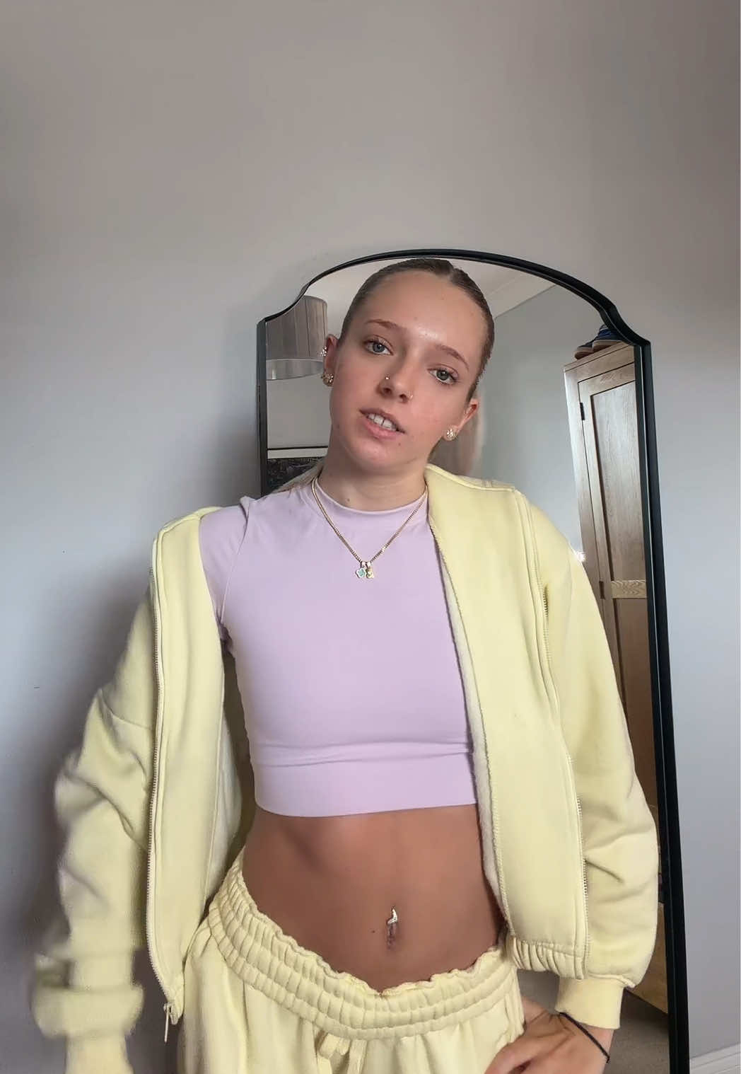 @lylaspam