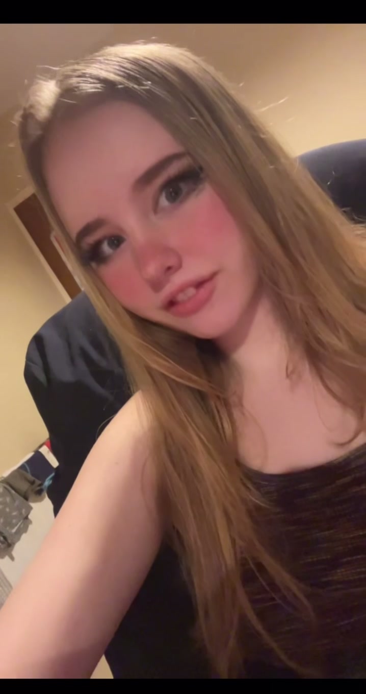 @Bella_love