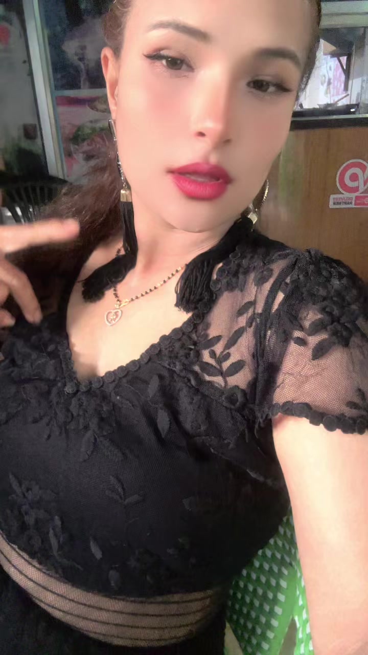 @Rose 23 🥀
