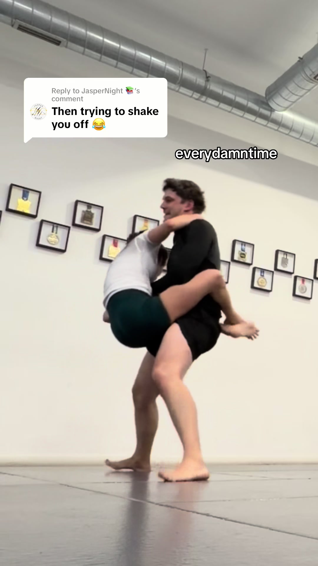 @camila