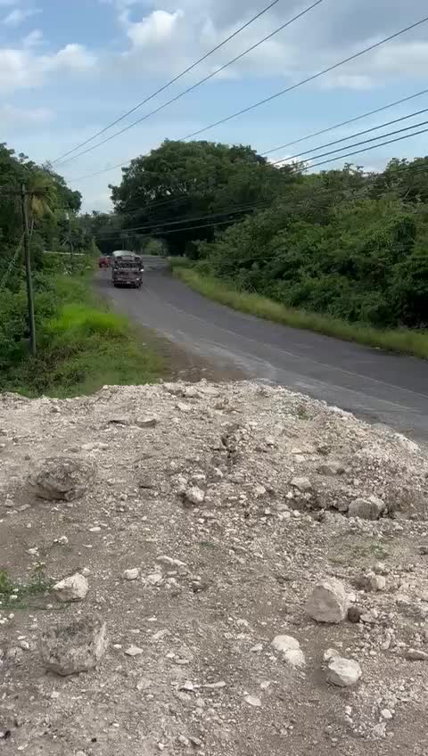 @ANDRÉS