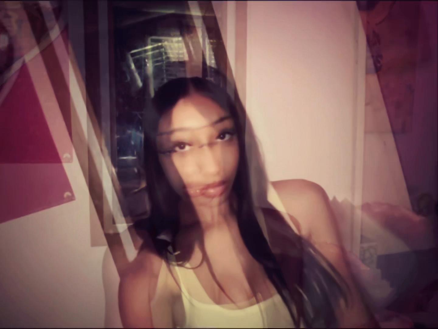 @hey._sky