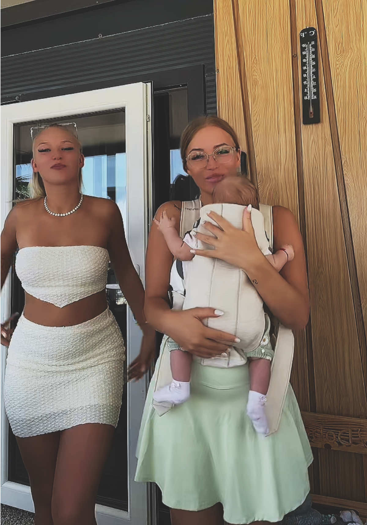 @Nina Ninči Karda&scaron;evič