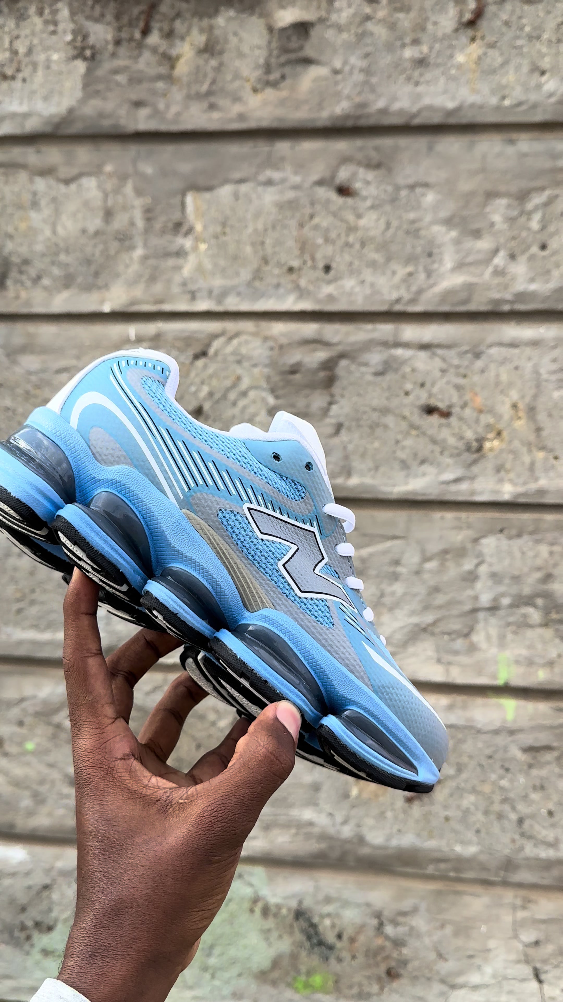 @kicks_by_razzy