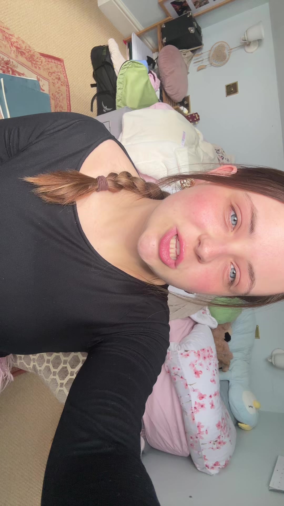 @lucy_goosey_xo