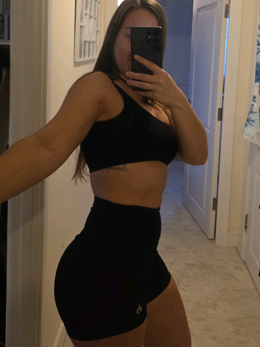 @MolliJoi