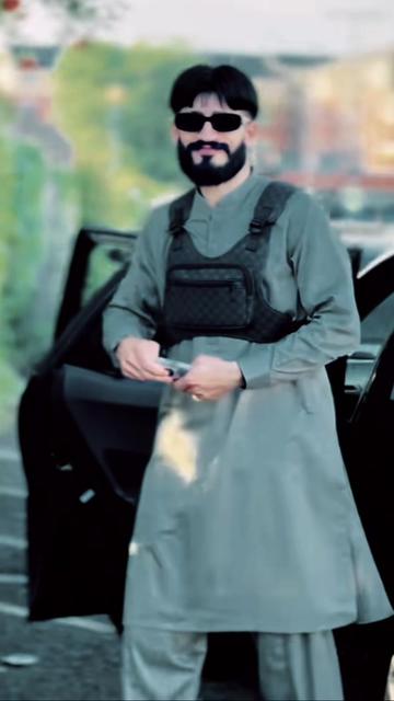 @Khan Abdullah Oldham🇬🇧