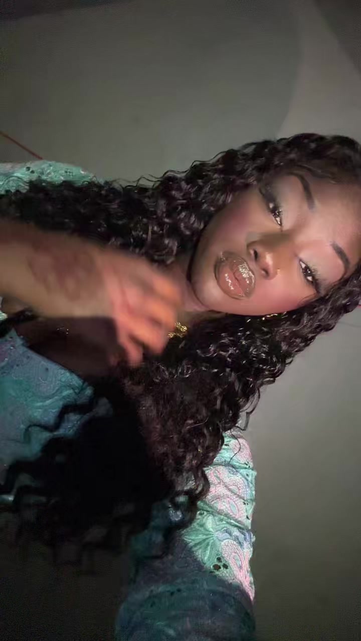 @ur fave🇸🇳
