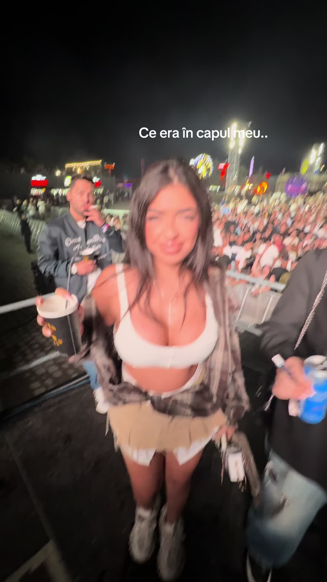 @Larisa Miruna