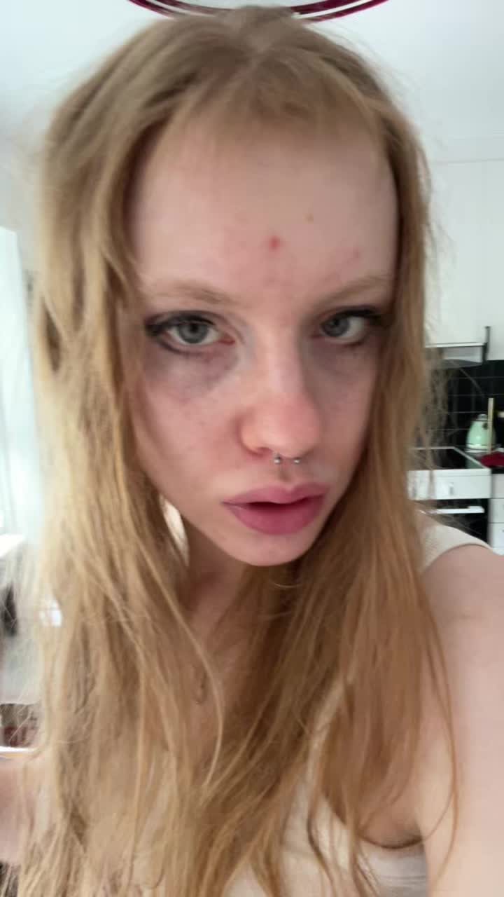 @Embla 🧟&zwj;♀️