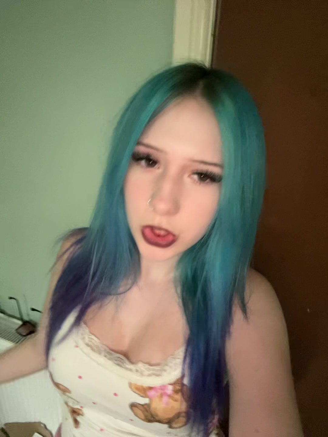 @tay🧞♀️