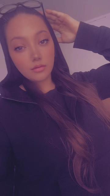 @Nikky_19