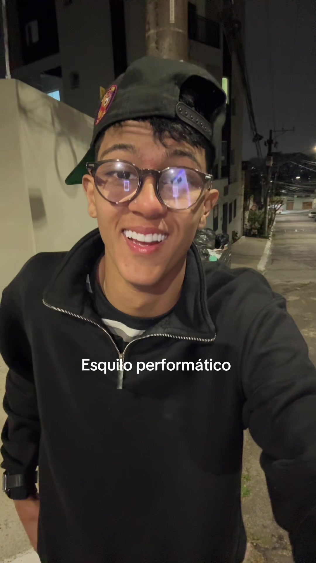 @Simon bizarro🐿️
