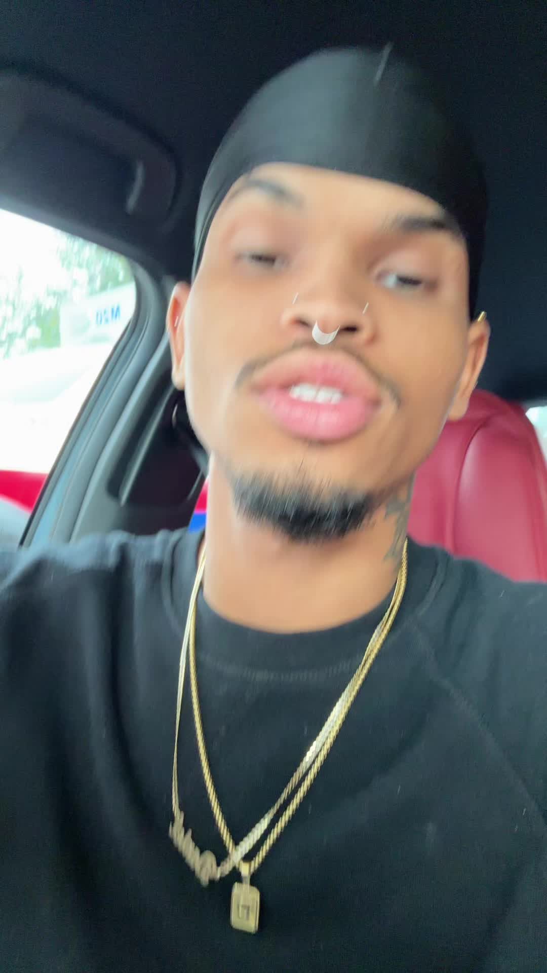 @🧛🏼