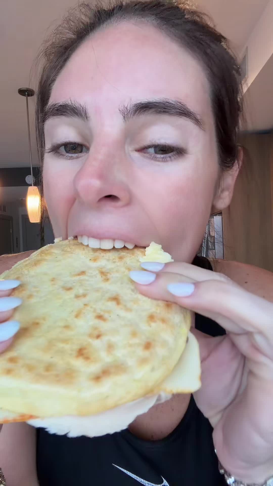 @droolinggoddess
