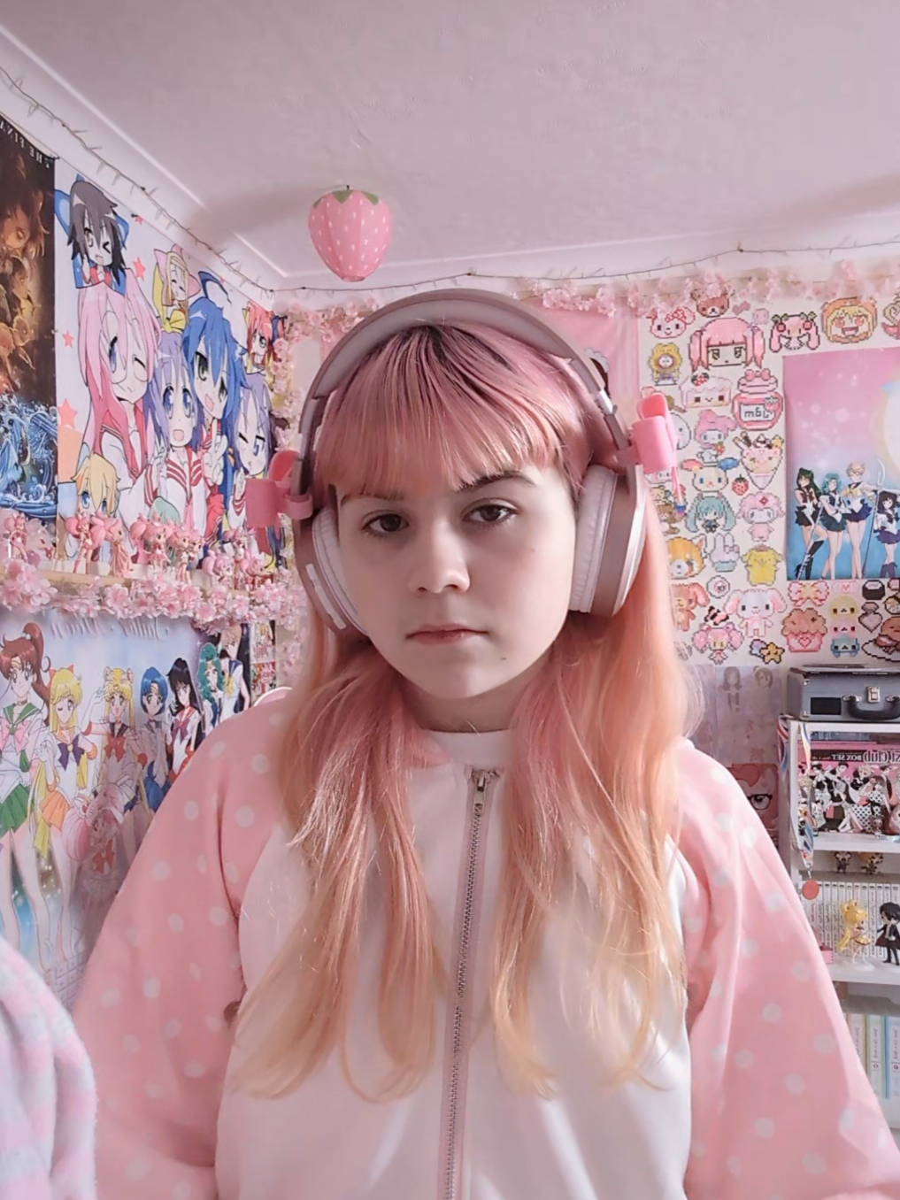 @Lillie-mae リリー・メイ 🌸🧁