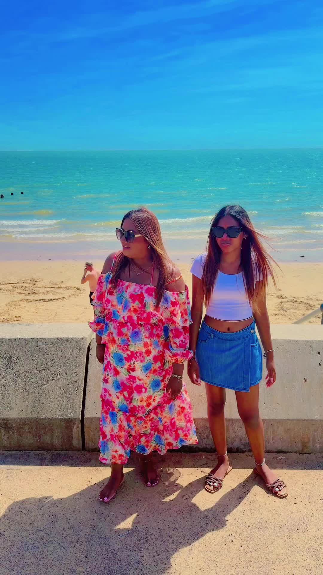 @M a d h v i 🇲🇺