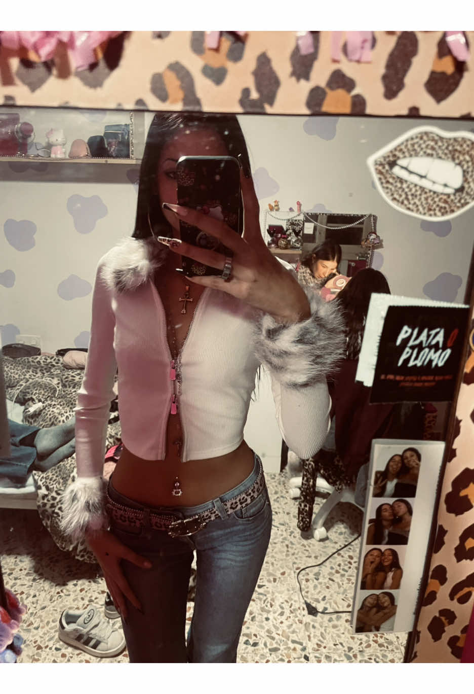 @^.^