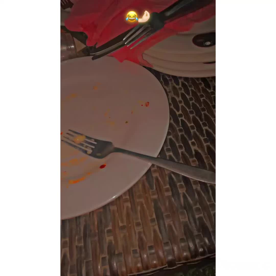 @𝐓𝐇𝐄𝐖 •̀ᴗ•́ 𓆩𝐍𝐎𝐌𝐈𓆪 🖤