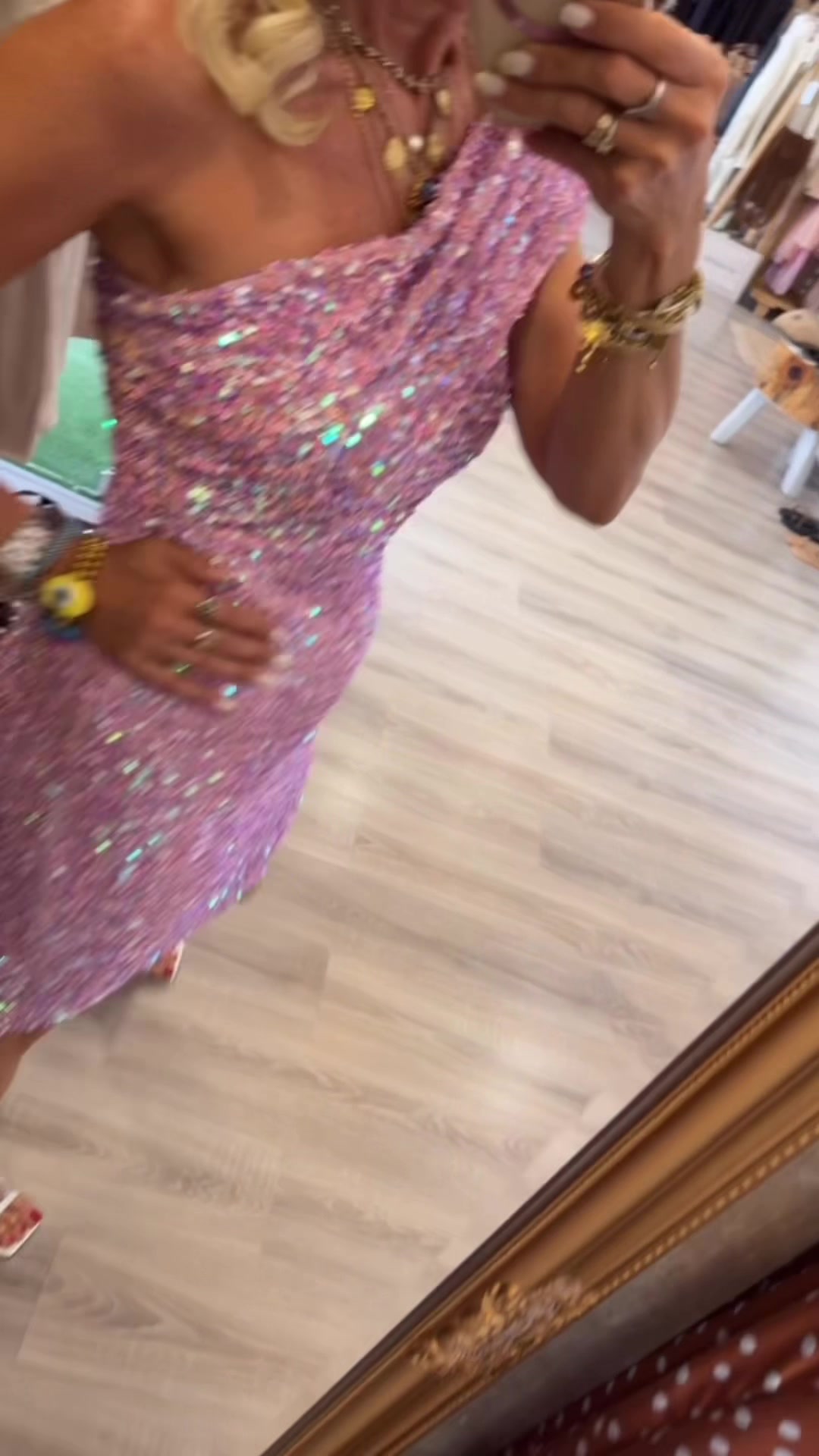 @Islandboutique by Elsa Toli