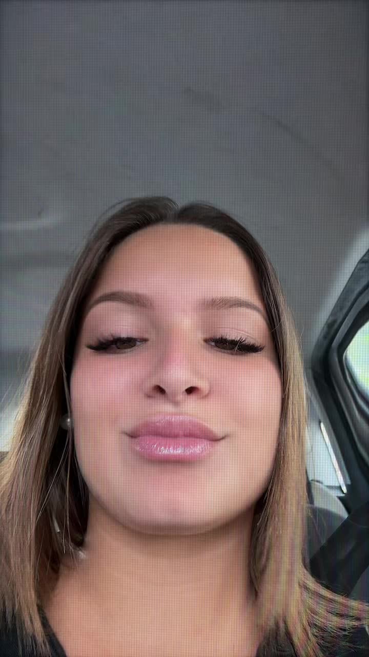 @Asia_piacente