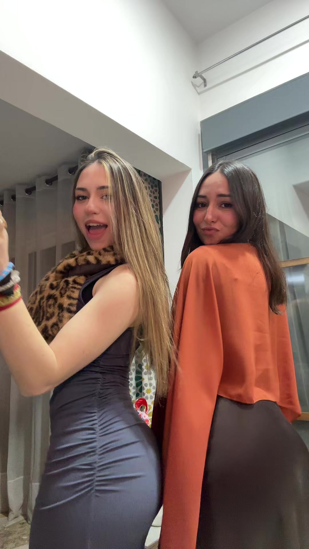 @Luna Marc&eacute;n