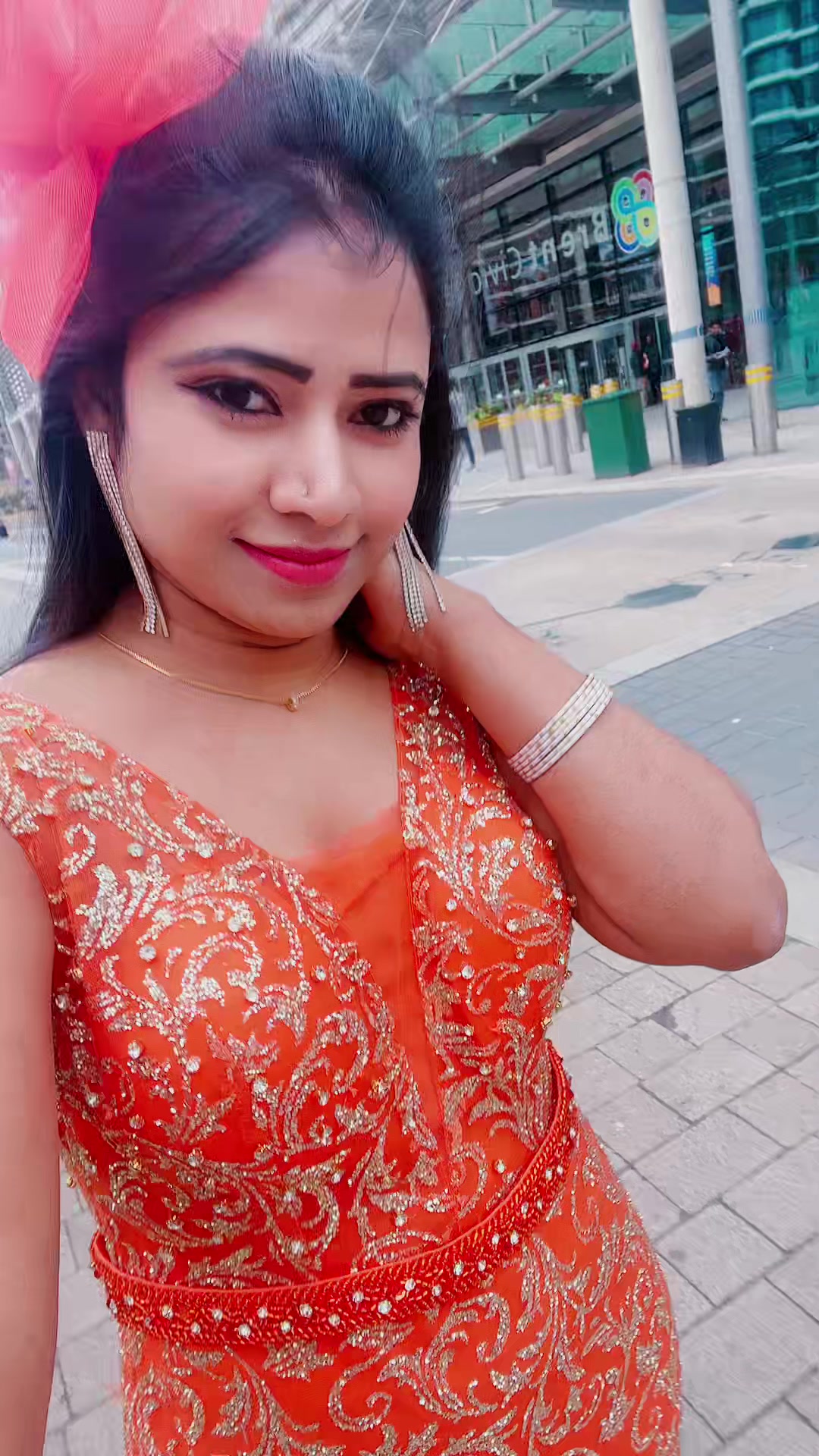 @annedeepika