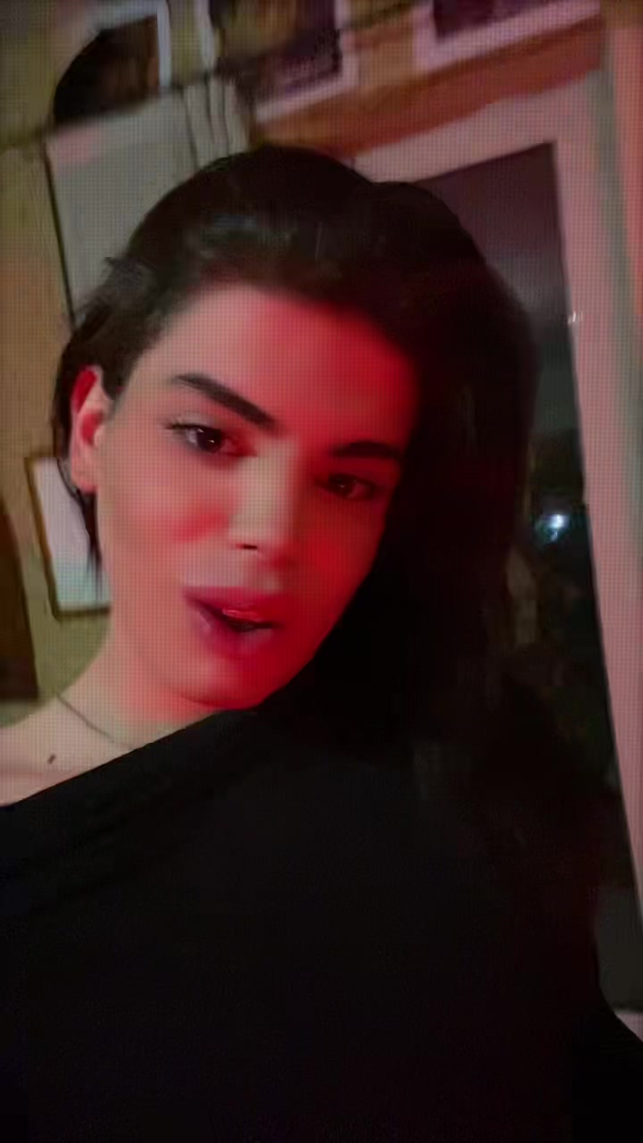 @veronica_queen