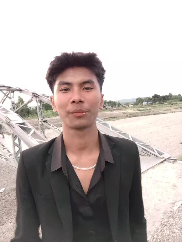 @𝐂𝐡𝐲.𝐒𝐚𝐦𝐢𝐫
