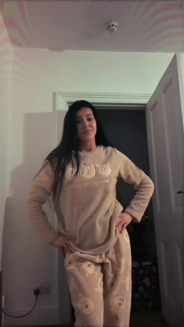 @Adina Ada27