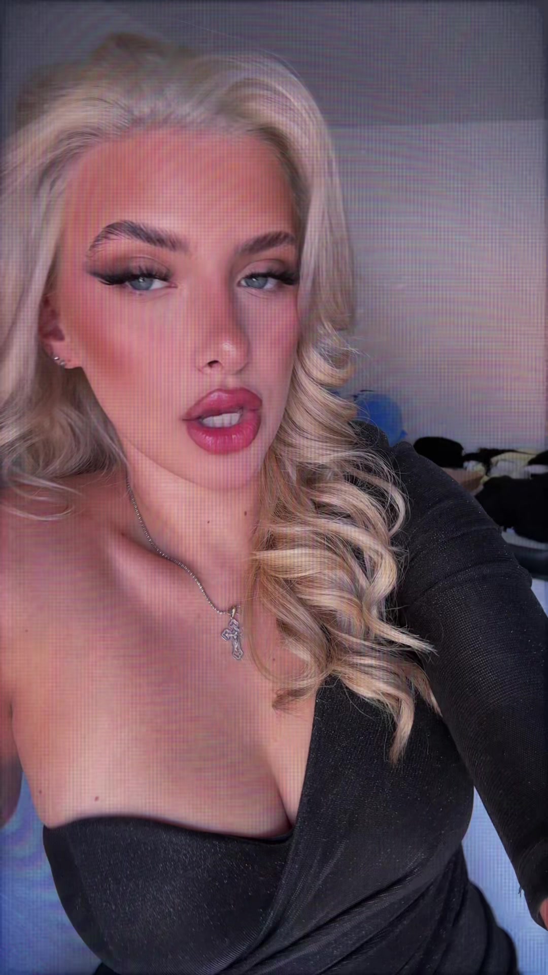 @-