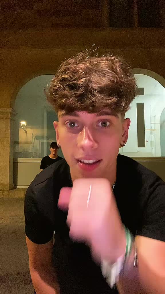 @Pitu🥀