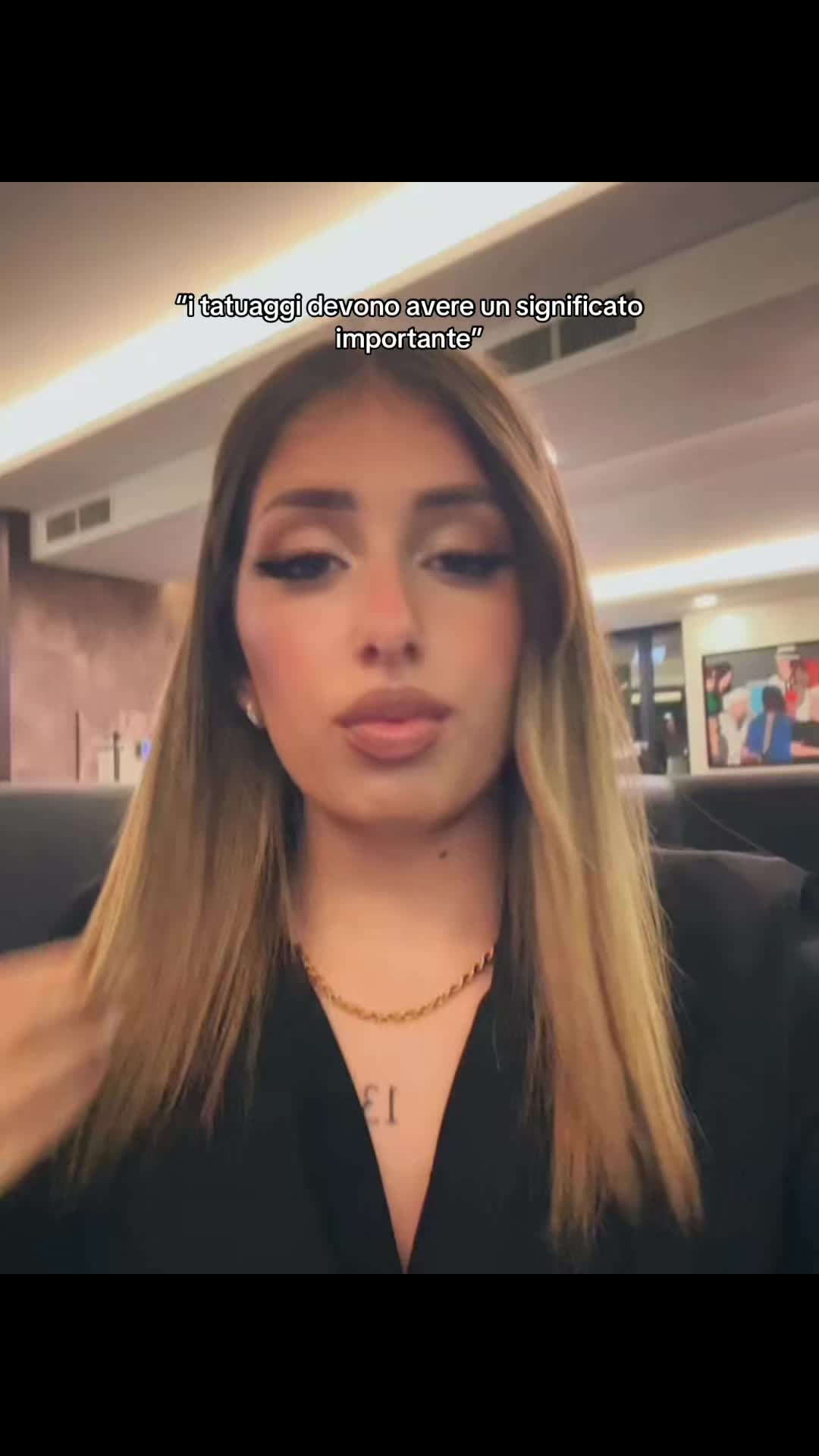 @𝑬