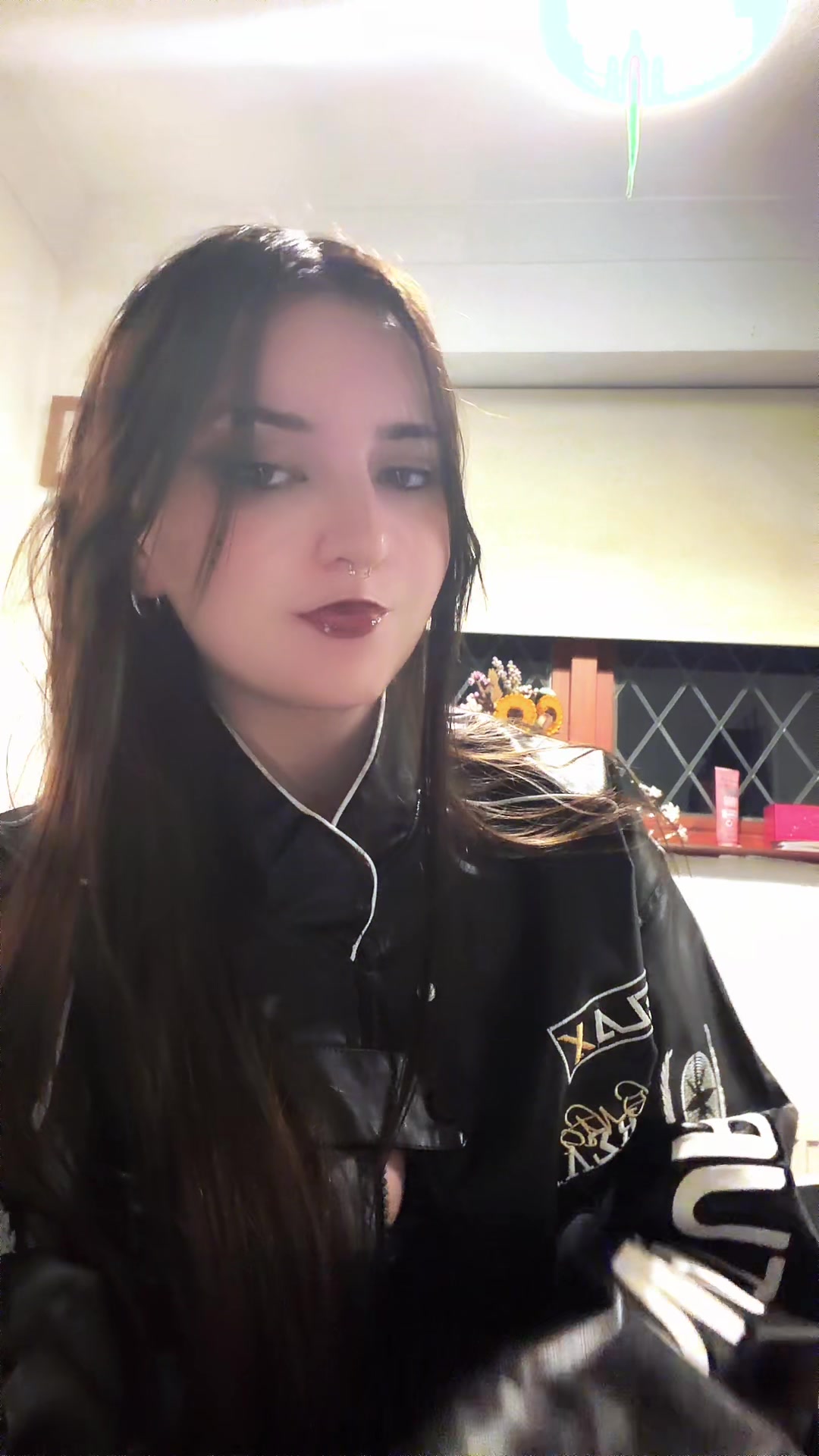 @evie (offline)