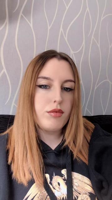 @TeeTalia<3