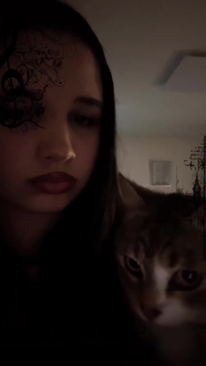 @Diana ♱ 🇷🇴