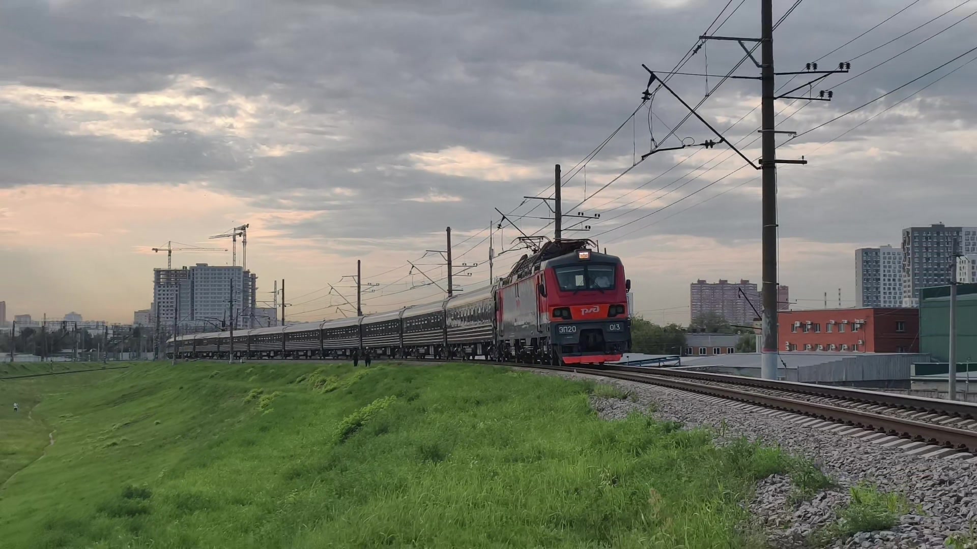 @Крипер 🛤