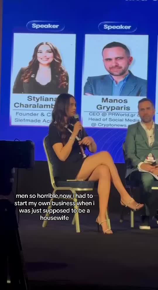 @styliana Charalambous