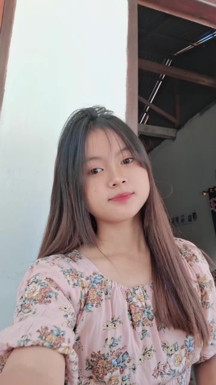 @𝐁T̸ | F L Y Y