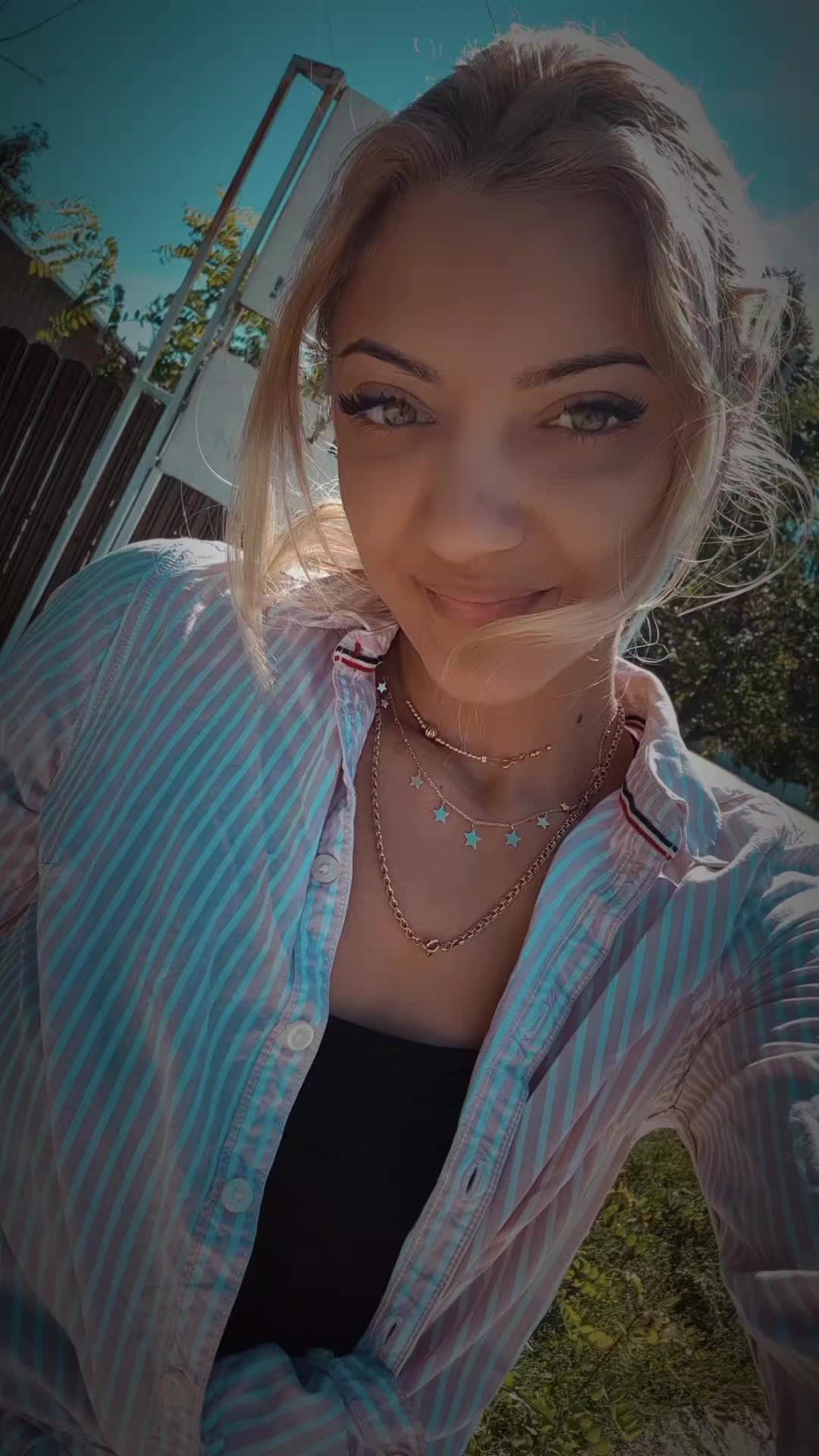 @Tina