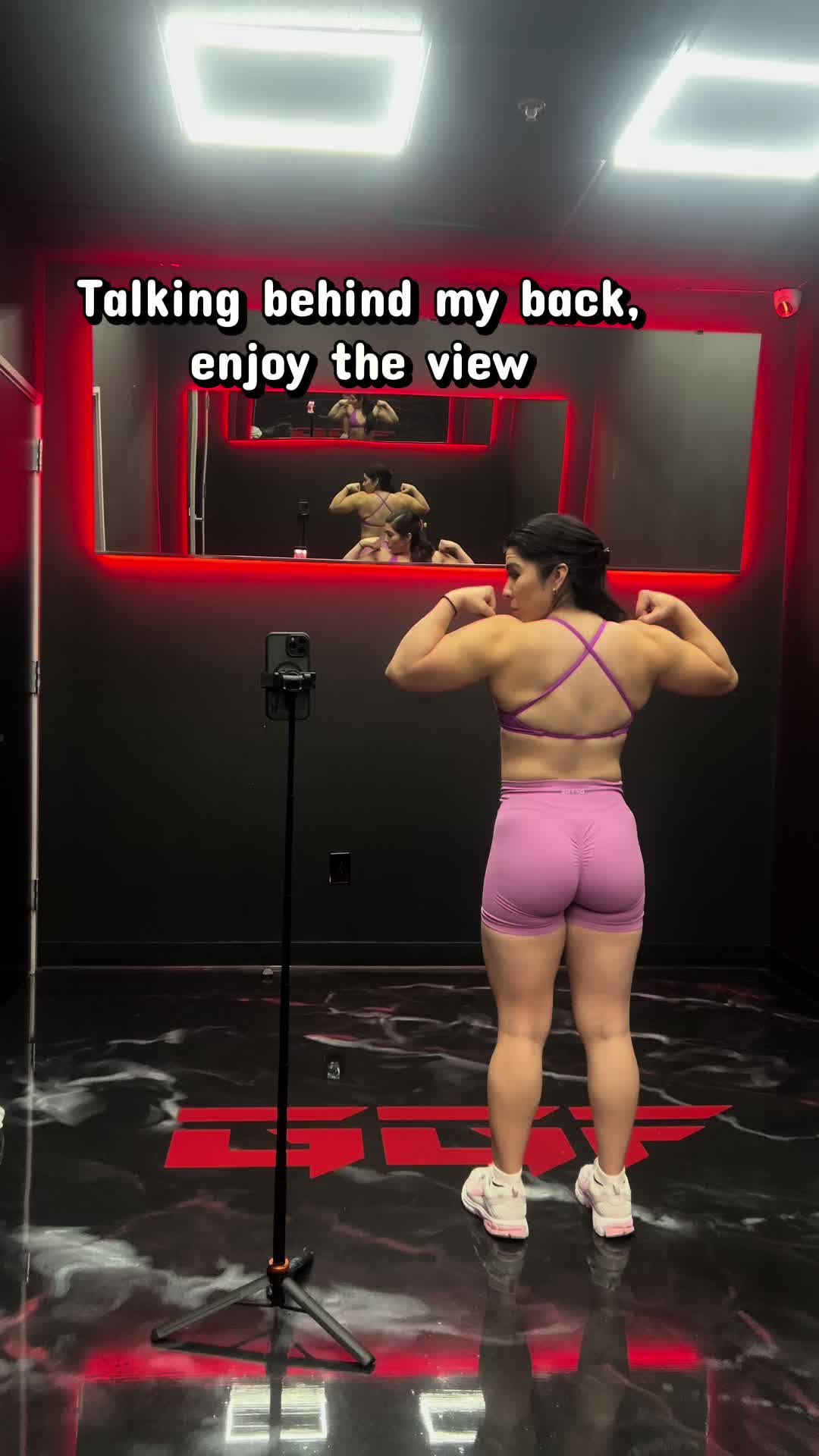 @_Erikatej