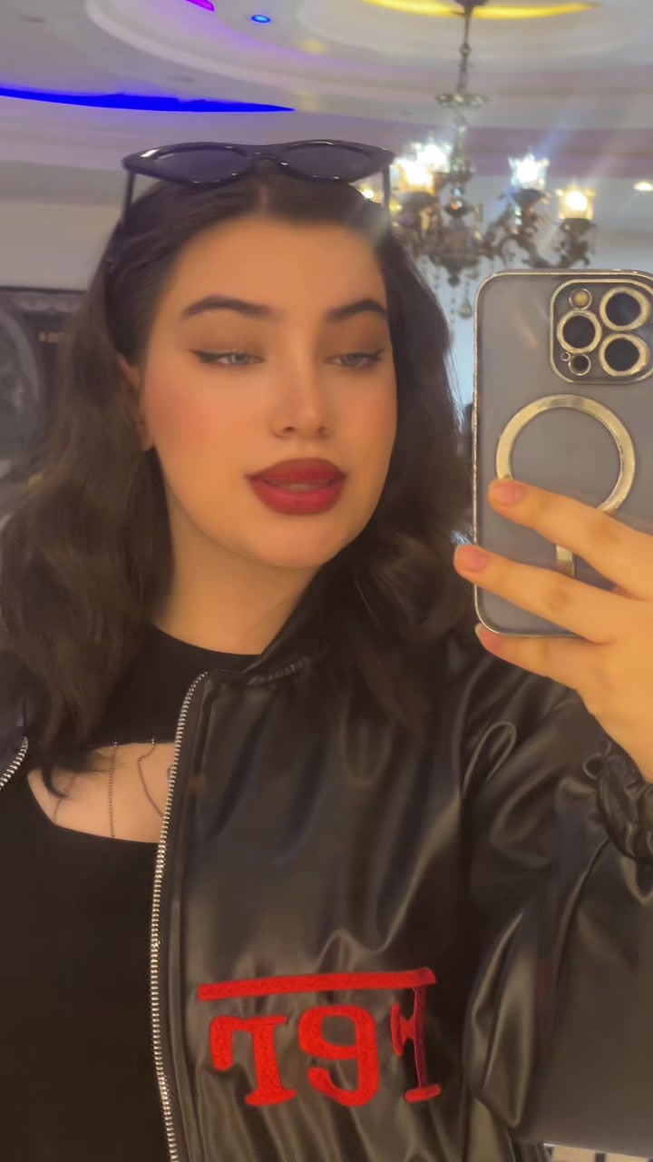@Mahya Eskandari