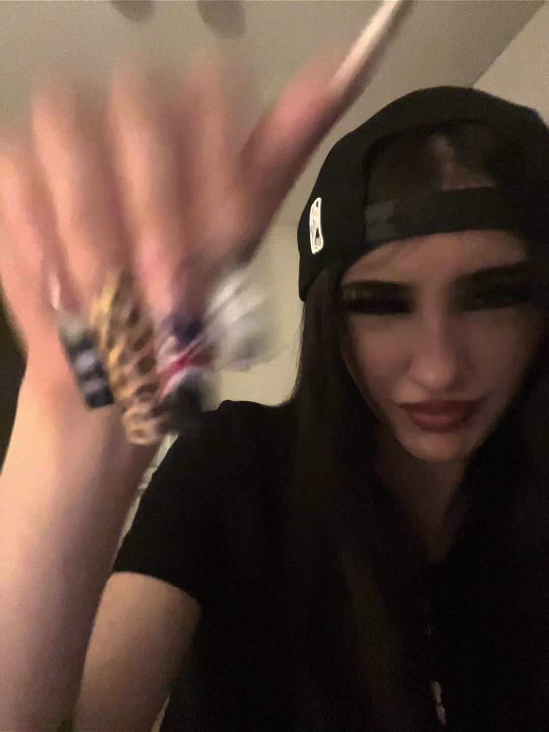@🕷️
