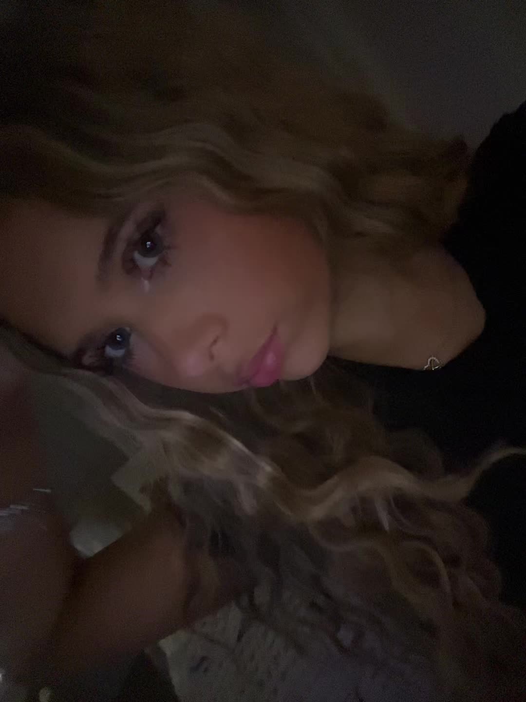 @𝐞𝐥𝐥𝐚 𝐩𝐞𝐚𝐫𝐥🤍