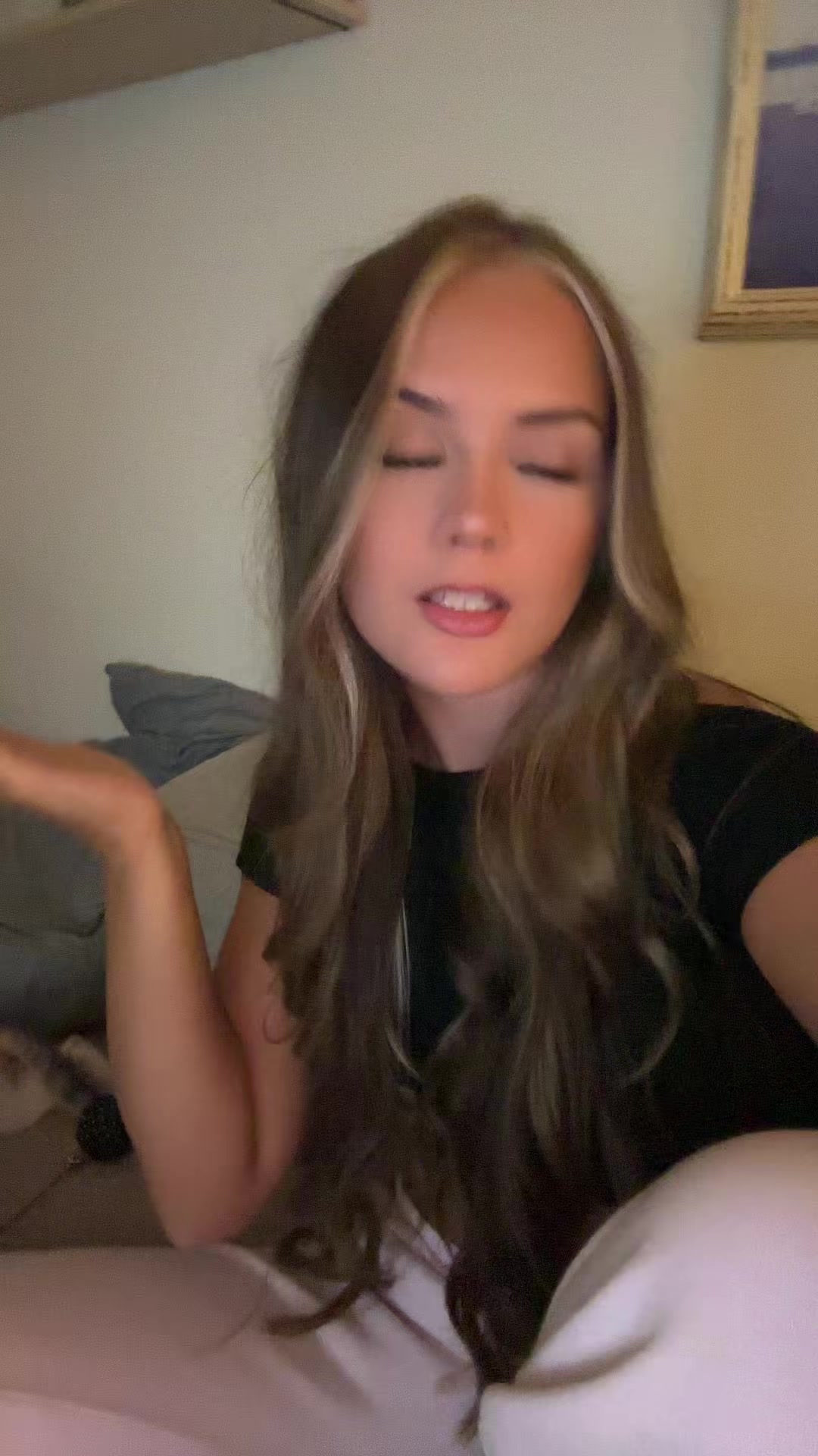 @𝓛𝓲𝓷𝓮-𝓢𝓸𝓯𝓲𝓮🥂🪩