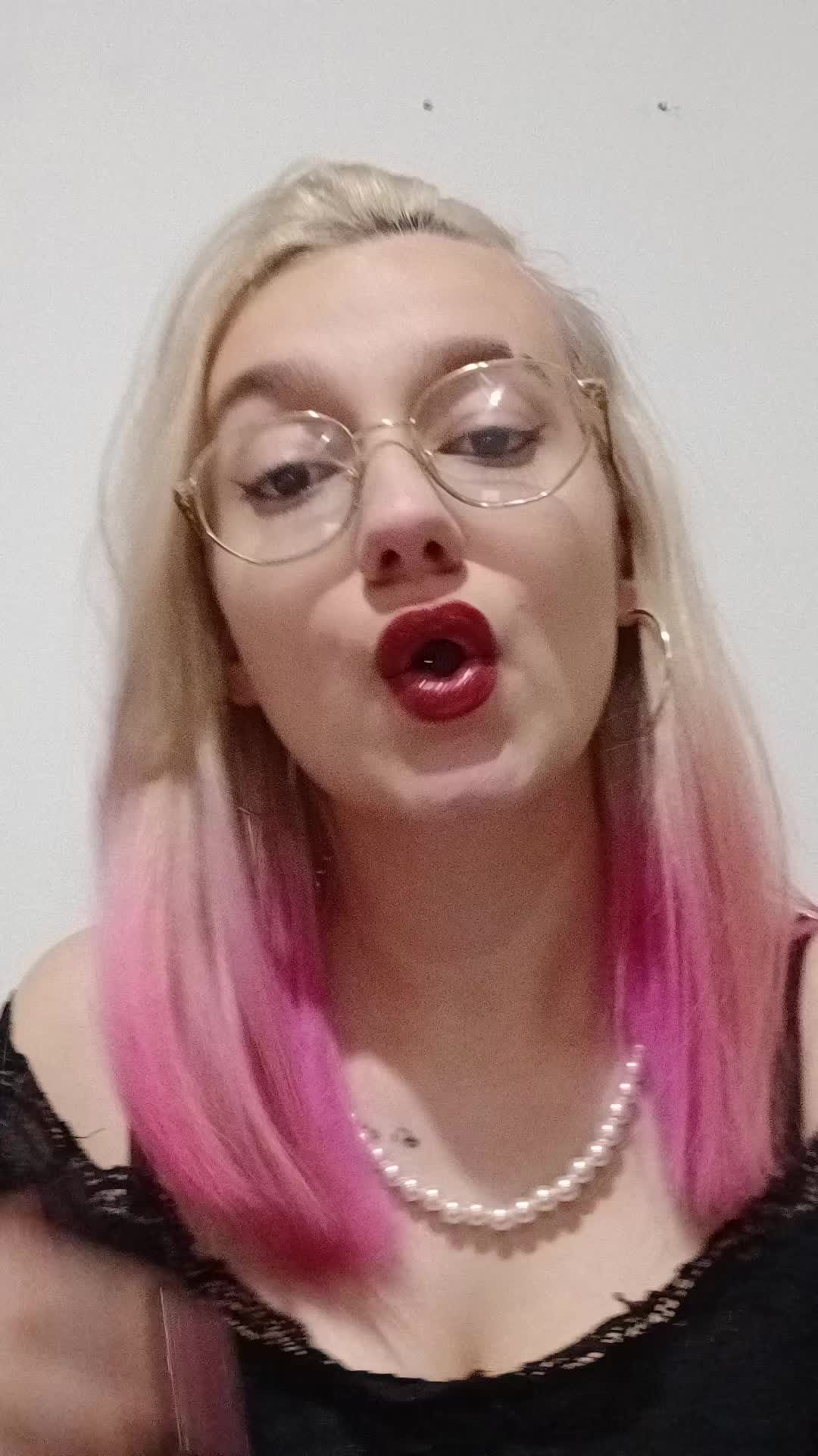 @Micole