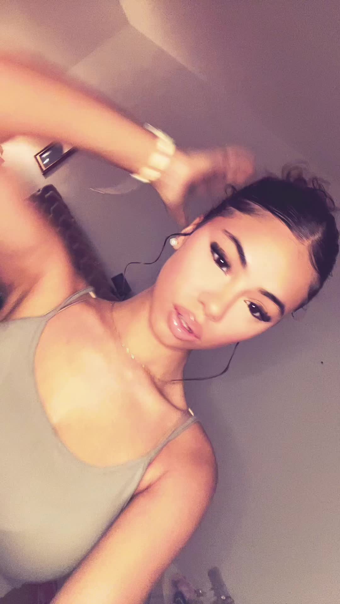 @🐰🐰