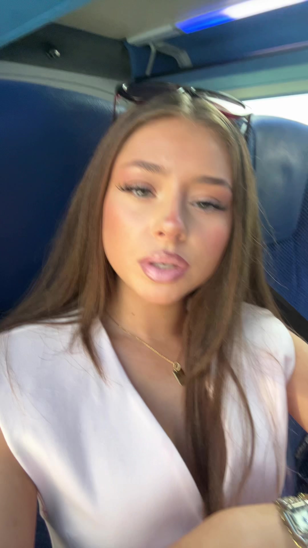 @𝑽𝒂𝒍𝒆𝒏𝒕𝒊𝒏𝒂